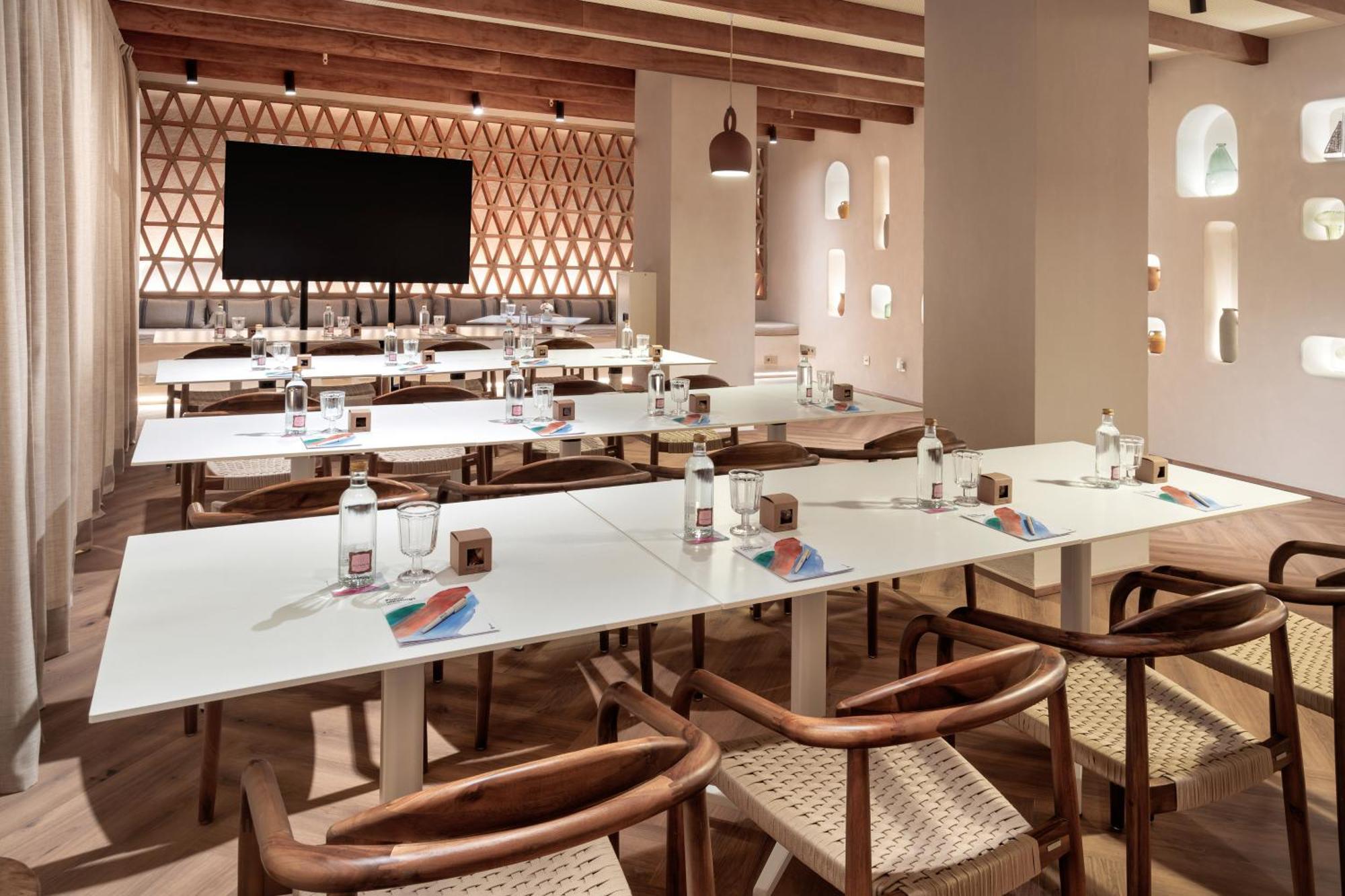 Hotel Melia 4*